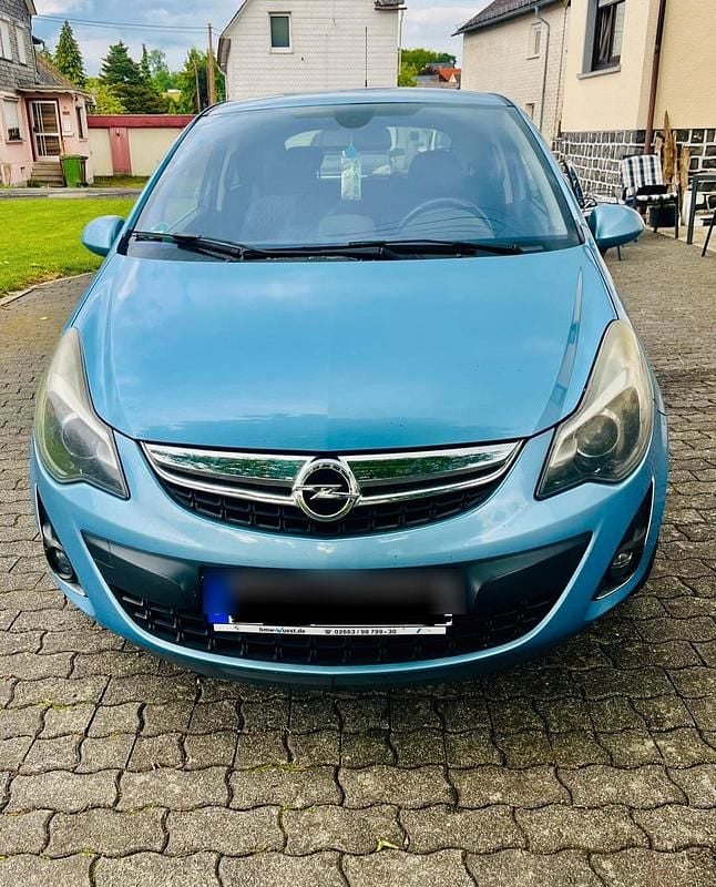 Violet Gebraucht 2013 Opel Corsa S Kleinwagen | 2.500 € (Guter Preis) - Bild 1/4