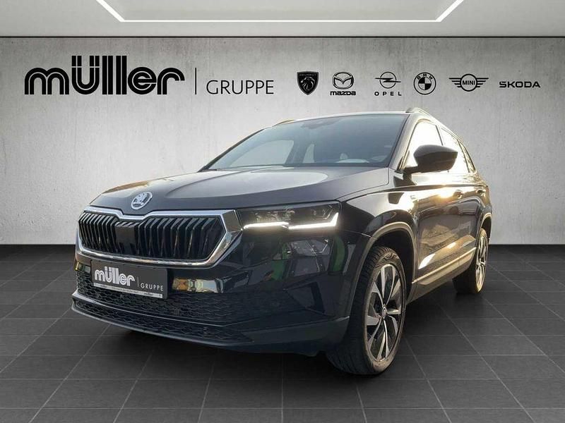 Schwarz Gebraucht 2024 Skoda Karoq Drive SUV | 33.790 € (Fairer Preis) - Bild 1/4