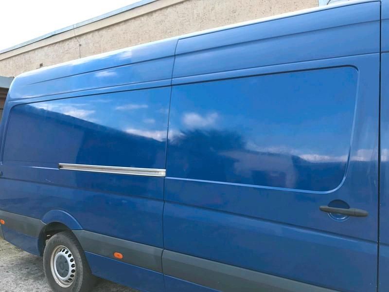 Blau Gebraucht 2016 VW Crafter Van | 27.000 € - Bild 1/4