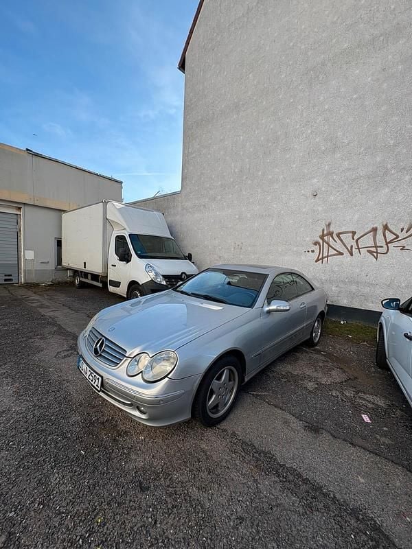 Gebraucht Mercedes CLK200 163 PS (119 kW) 2004 Silber Coupé