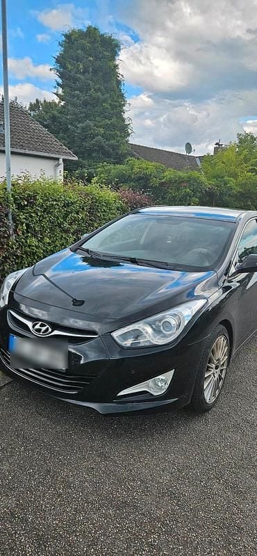 Schwarz Gebraucht 2012 Hyundai i40 Limousine | 4.500 € (Superpreis) - Bild 1/4