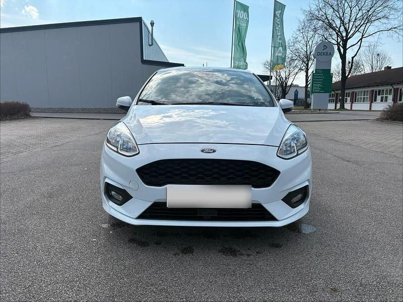 Gebraucht Ford Fiesta ST-Line 101 PS (74 kW) 2018 Weiß Kleinwagen