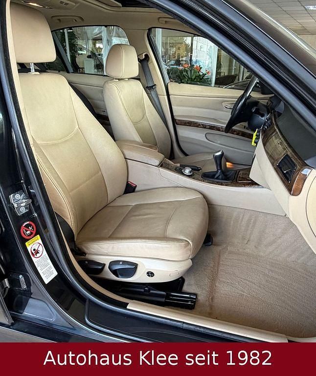 Gebraucht BMW 320 150 PS (110 kW) 2005 Schwarz Limousine