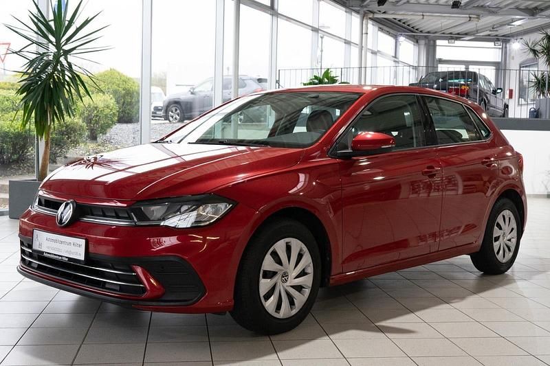 Gebraucht VW Polo 80 PS (58 kW) 2023 Rot Kleinwagen