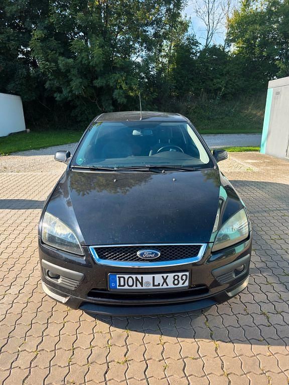 Schwarz Gebraucht 2005 Ford Focus Sport Coupé | 3.500 € (Fairer Preis) - Bild 1/4