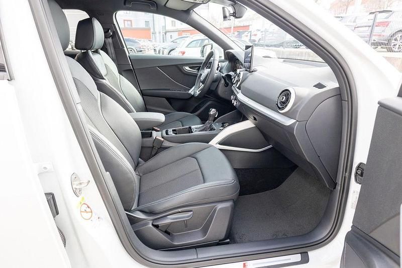 Gebraucht Audi Q2 S-Line 150 PS (110 kW) 2024 Weiß SUV