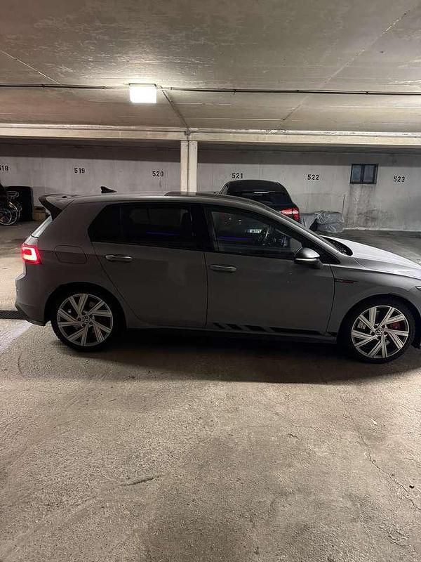 Gebraucht VW Golf VIII GTI 300 PS (220 kW) 2022 Limousine