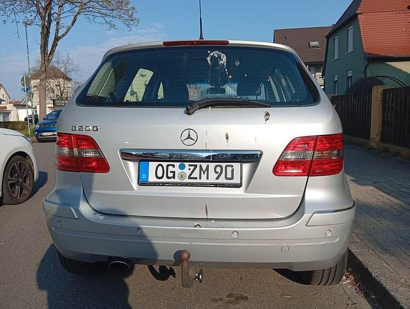 Gebraucht Mercedes 200 136 PS (100 kW) 2006 Silber Limousine