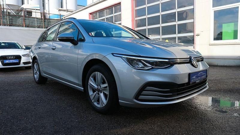 Gebraucht VW Golf VIII Life 110 PS (80 kW) 2024 Silber Kombi