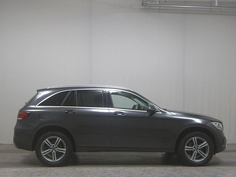 Grau Gebraucht 2022 Mercedes GLC300 SUV | 30.980 € (Guter Preis) - Bild 1/4