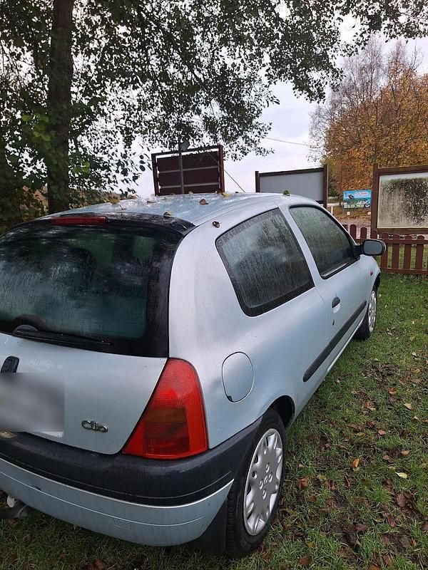 Gebraucht Renault Clio II 2001 Silber Kleinwagen