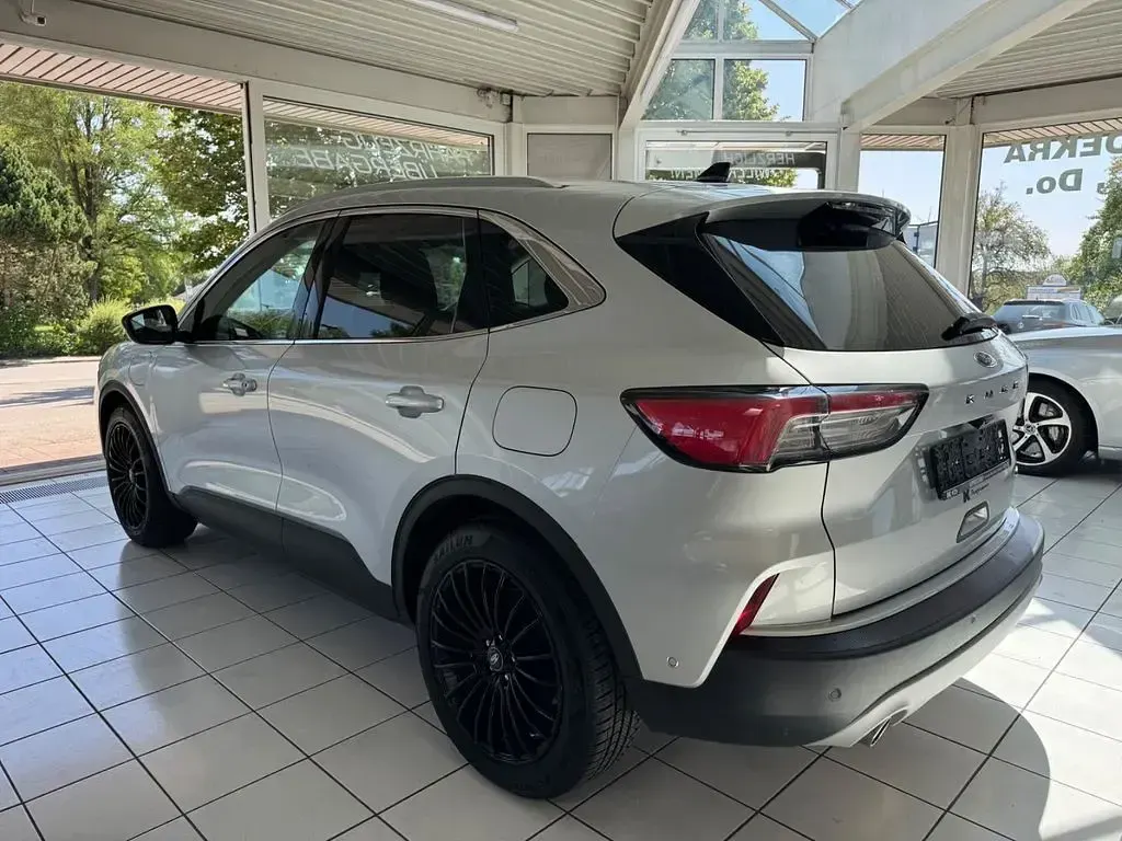Gebraucht Ford Kuga Sport 152 PS (111 kW) 2020 Grau SUV
