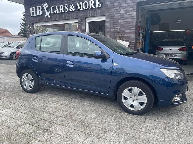 Gebraucht Dacia Sandero Comfort 73 PS (53 kW) 2019 Blau Kleinwagen