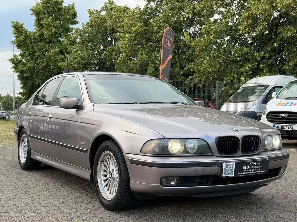 Gebraucht BMW 523 170 PS (125 kW) 1997 Grau Limousine