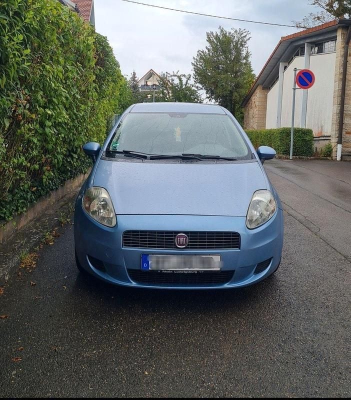 Blau Gebraucht 2006 Fiat Grande Punto Kleinwagen | 2.299 € (Fairer Preis) - Bild 1/3