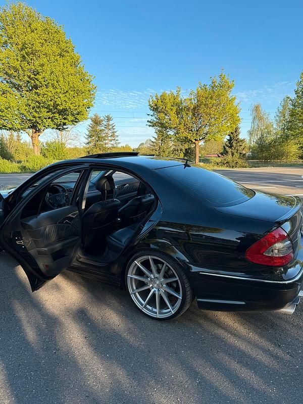 Brugt Mercedes E500 306 HK (225 kW) 2004 Sort Sedan