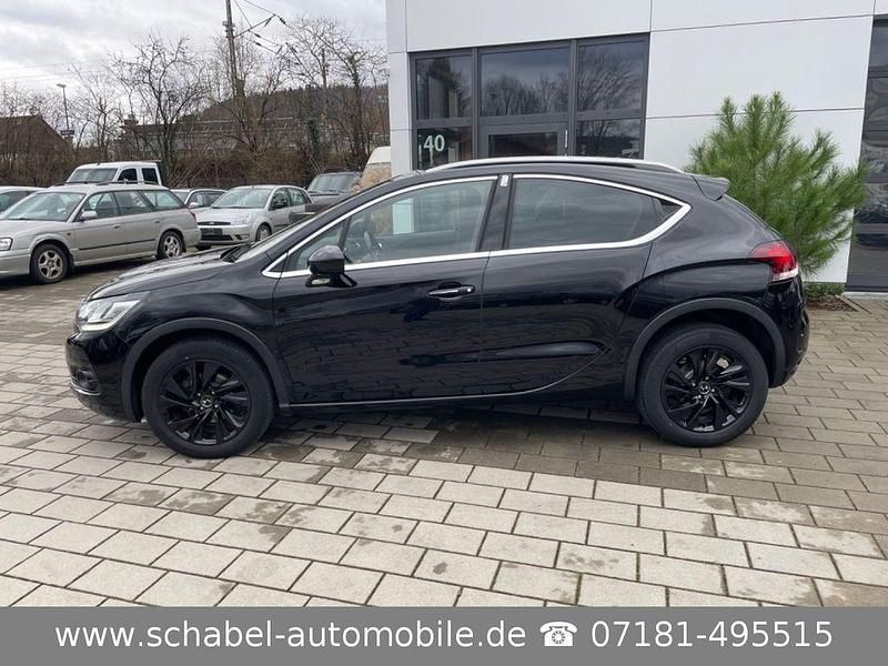 Gebraucht DS Automobiles DS4 Crossback 120 PS (88 kW) 2018 Lackierung schwarz perla nera/ (metallic) SUV