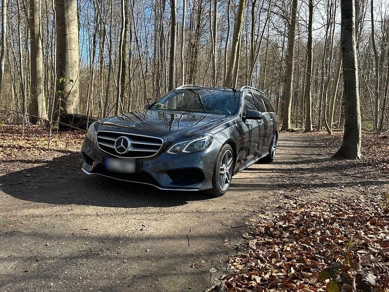Usata Mercedes E350 252 CV (185 kW) 2014 Grigio Berlina