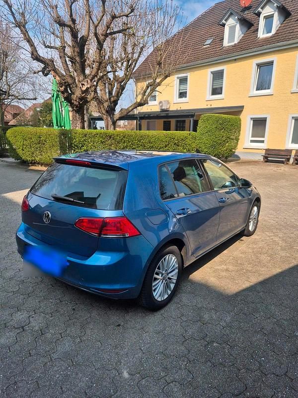 Gebraucht VW Golf VII 75 PS (55 kW) 2014 Blau Kleinwagen