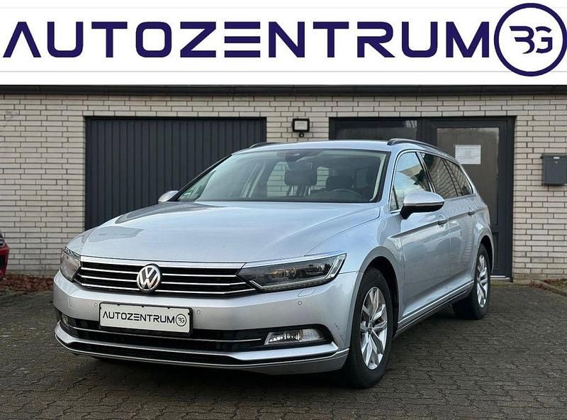 Silber Gebraucht 2015 VW Passat Comfortline Kombi | 9.400 € (Guter Preis) - Bild 1/3