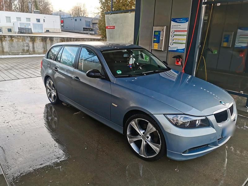 Gebraucht BMW 318 129 PS (94 kW) 2007 Kombi