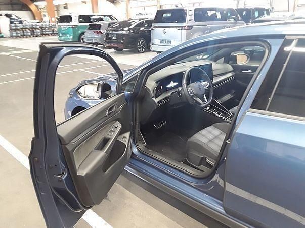 Gebraucht VW Golf VIII GTE 272 PS (200 kW) 2025 Blau Limousine