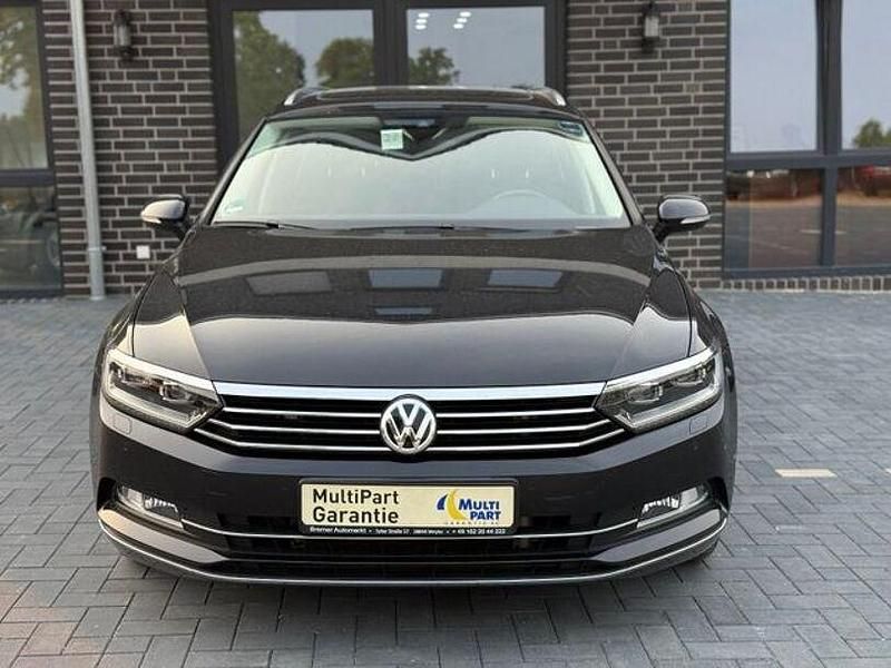 Gebraucht VW Passat Highline 150 PS (110 kW) 2019 Schwarz Kombi