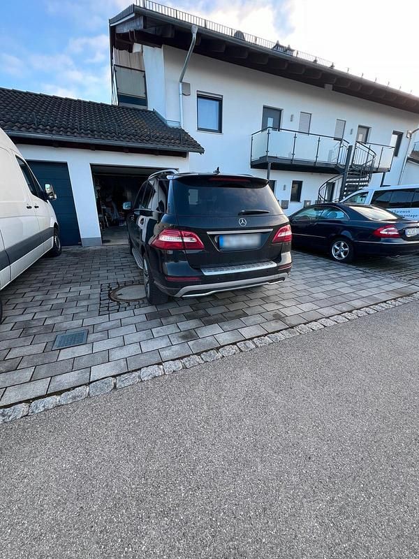 Gebraucht Mercedes ML350 306 PS (225 kW) 2013 Schwarz SUV