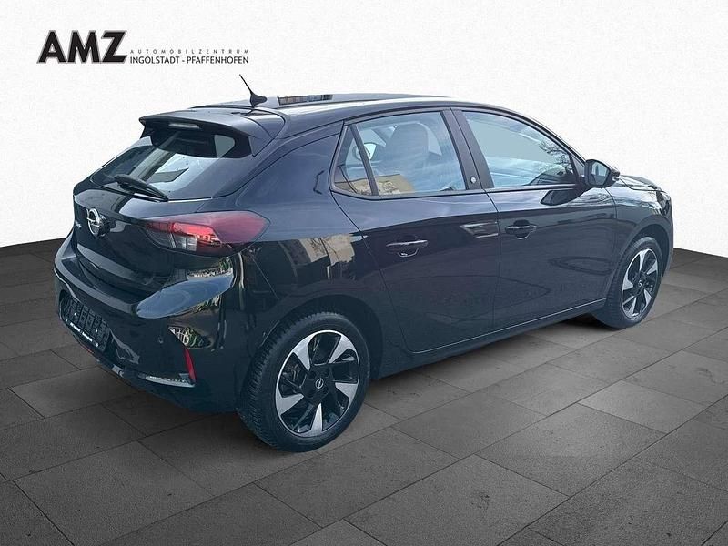 Gebraucht Opel Corsa-e Edition 100 kW (136 PS) 2022 Diamant schwarz/karbon schwarz Kleinwagen