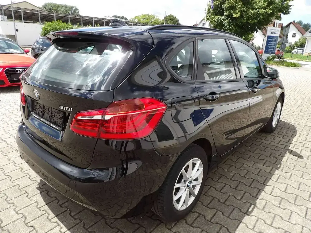 Gebraucht BMW 218 Active Tourer Advantage 136 PS (100 kW) 2016 Schwarz ii Van / Kleinbus