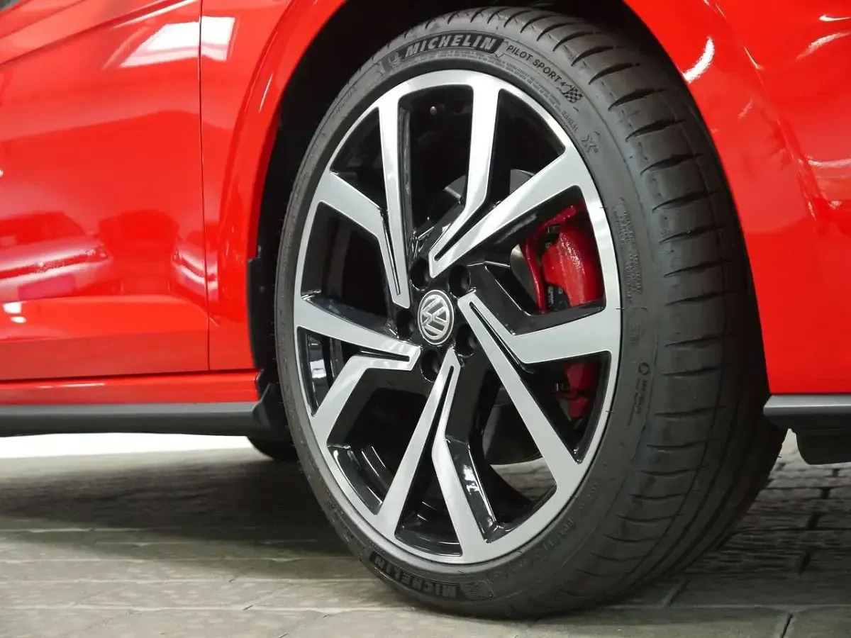Gebraucht VW Polo GTI 200 PS (147 kW) 2018 Flashrot Kleinwagen