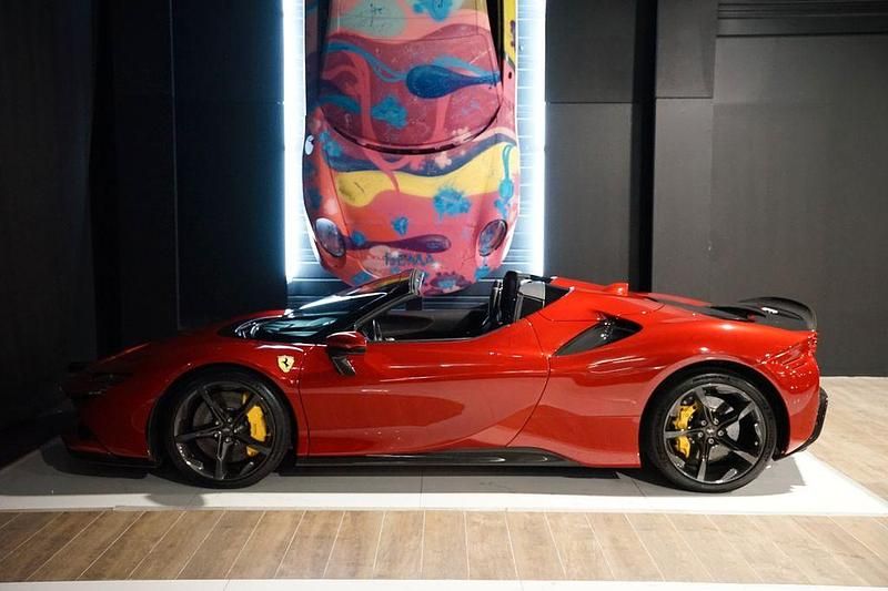 Gebraucht Ferrari SF90 780 PS (573 kW) 2023 Rot Cabrio