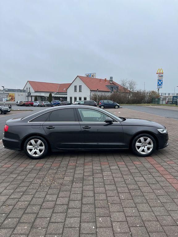 Gebraucht Audi A6 Ambiente 204 PS (150 kW) 2011 Grau Limousine