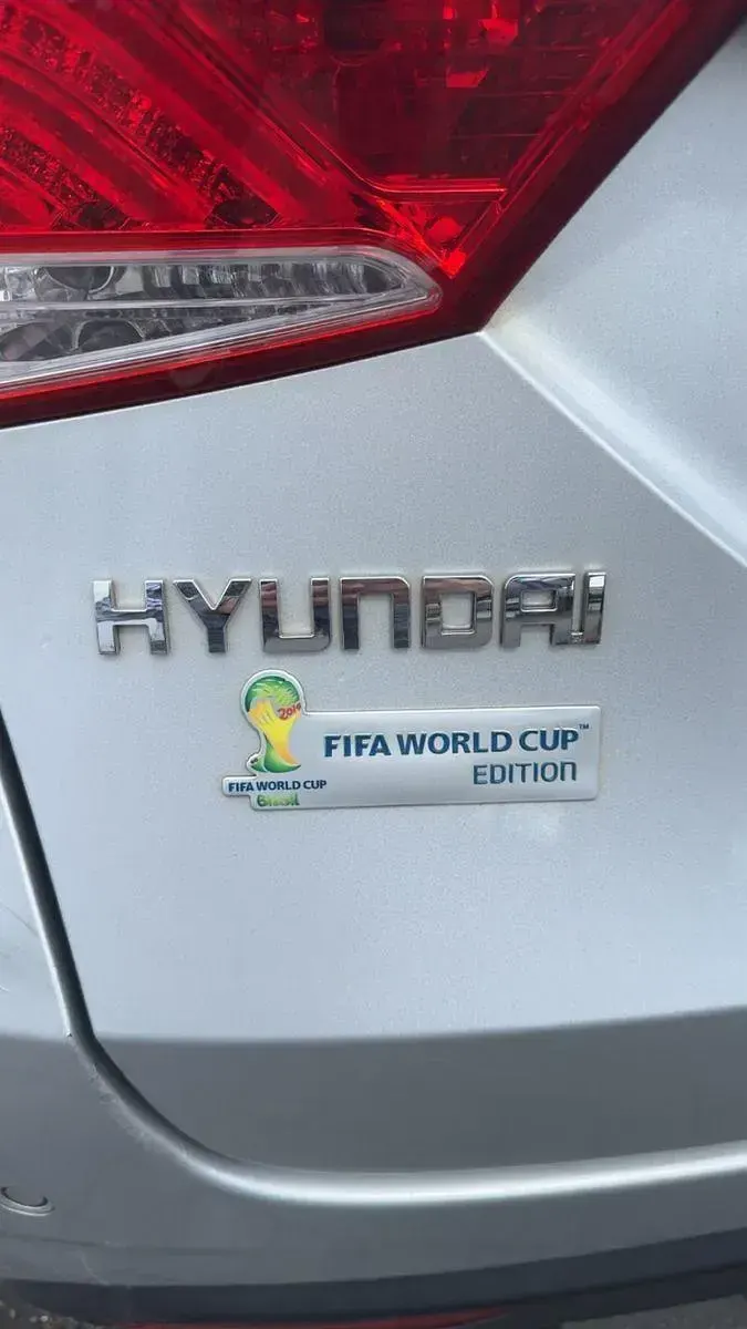 Gebraucht Hyundai i40 Premium 136 PS (100 kW) 2014 Silber Kombi