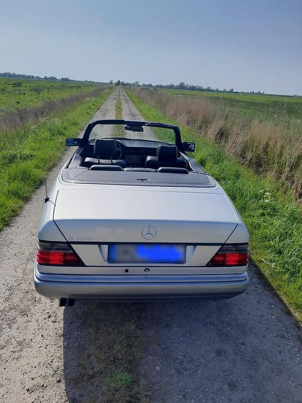 Gebraucht Mercedes E320 220 PS (161 kW) 1994 Cabrio
