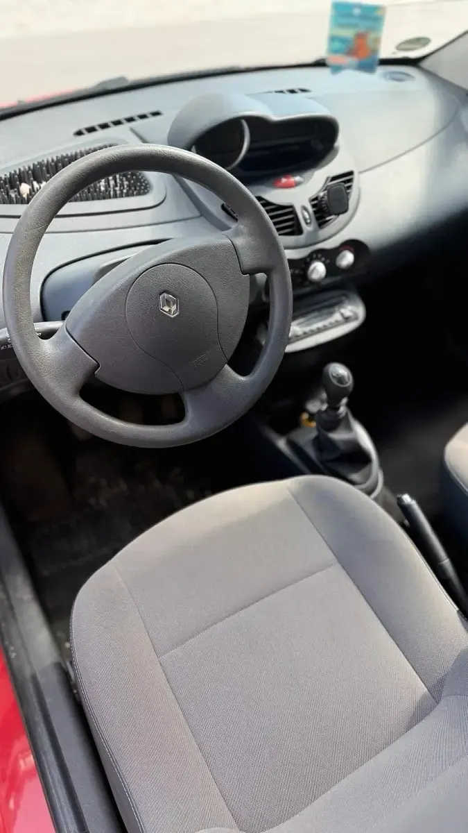 Gebraucht Renault Twingo 58 PS (42 kW) 2010 Rot Kleinwagen