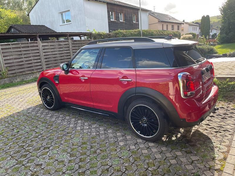 Rot Gebraucht 2019 Mini Cooper Countryman SUV | 18.250 € (Guter Preis) - Bild 1/4
