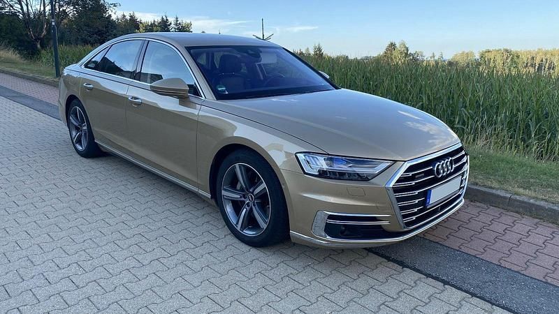 Gebraucht 2021 Audi A8 Advanced Limousine | 49.900 € (Guter Preis) - Bild 1/4