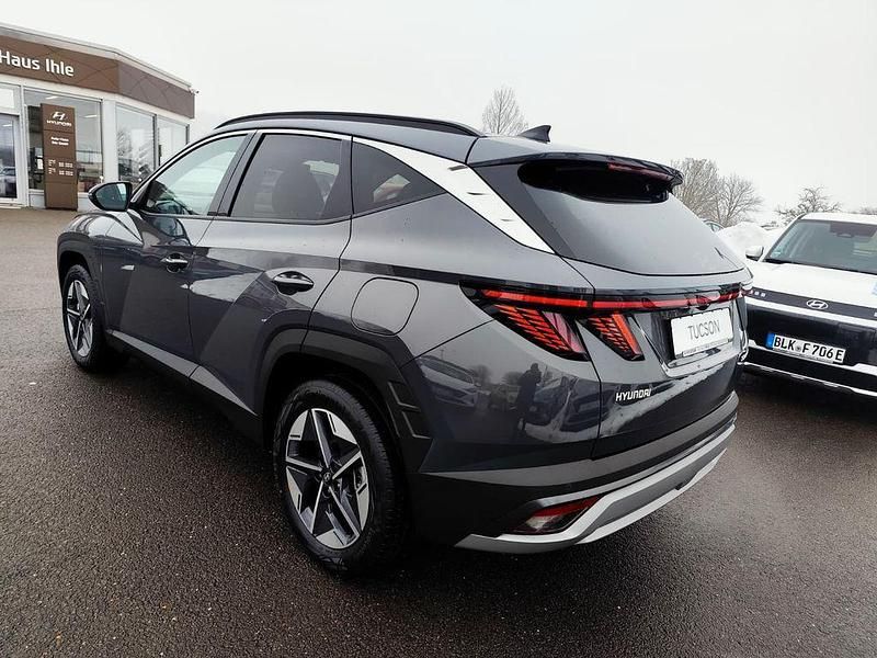Neu Hyundai Tucson Trend 150 PS (110 kW) 2026 Grau SUV
