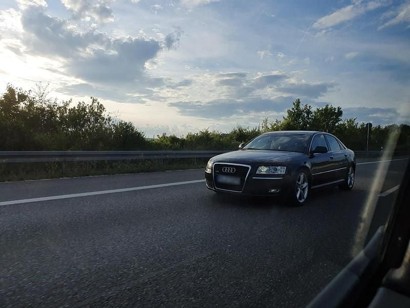 Usata Audi A8 232 CV (170 kW) 2010 Nero Berlina