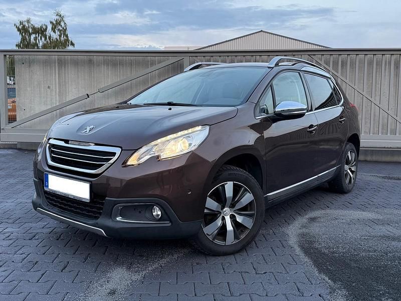 Braun Gebraucht 2013 Peugeot 2008 Allure SUV | 6.480 € (Fairer Preis) - Bild 1/4