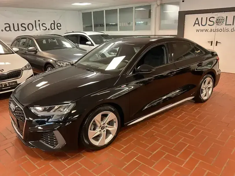 Gebraucht Audi A3 S-Line 110 PS (80 kW) 2022 Mythosschwarz (metallic) Limousine