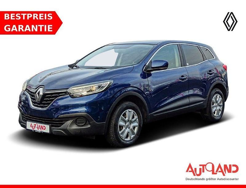 Blau Gebraucht 2018 Renault Kadjar Life SUV | 14.990 € (Teuer) - Bild 1/4