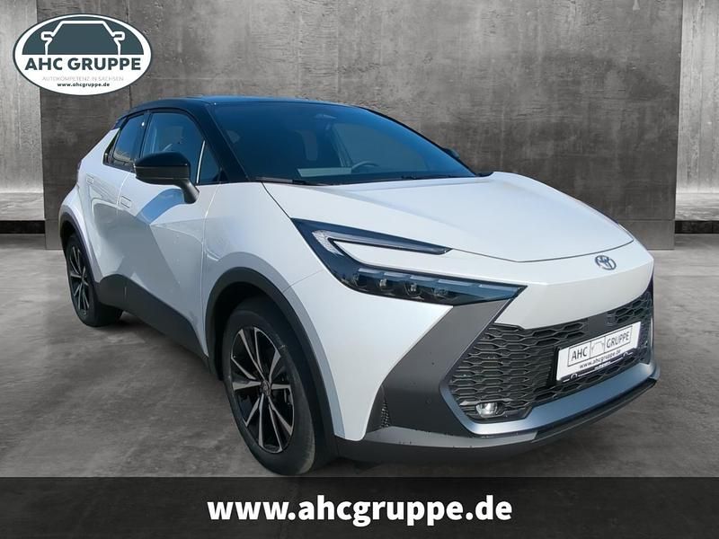Neu Toyota C-HR Connect Style 98 PS (72 kW) 2025 Weiß SUV