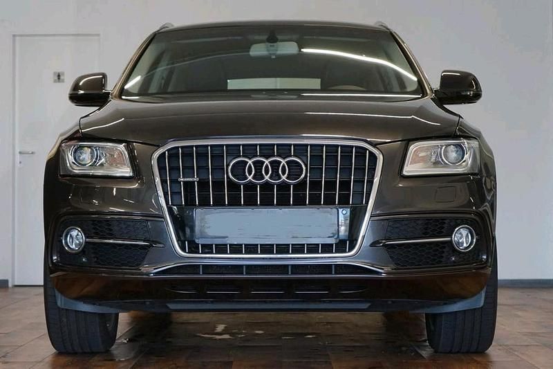 Grau Gebraucht 2016 Audi Q5 S-Line SUV | 22.500 € (Fairer Preis) - Bild 1/4