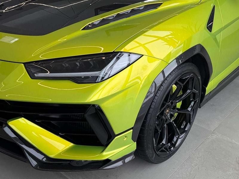 Gebraucht Lamborghini Urus 666 PS (489 kW) 2024 Verde citrea SUV