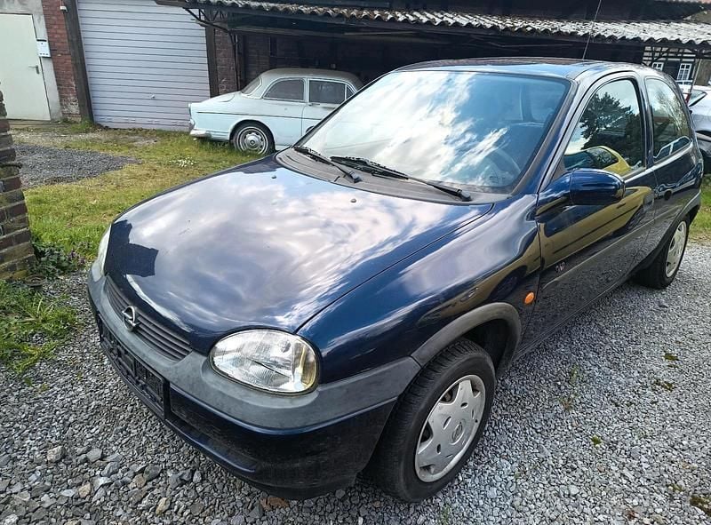 Gebraucht Opel Corsa 54 PS (39 kW) 1999 Blau Kleinwagen