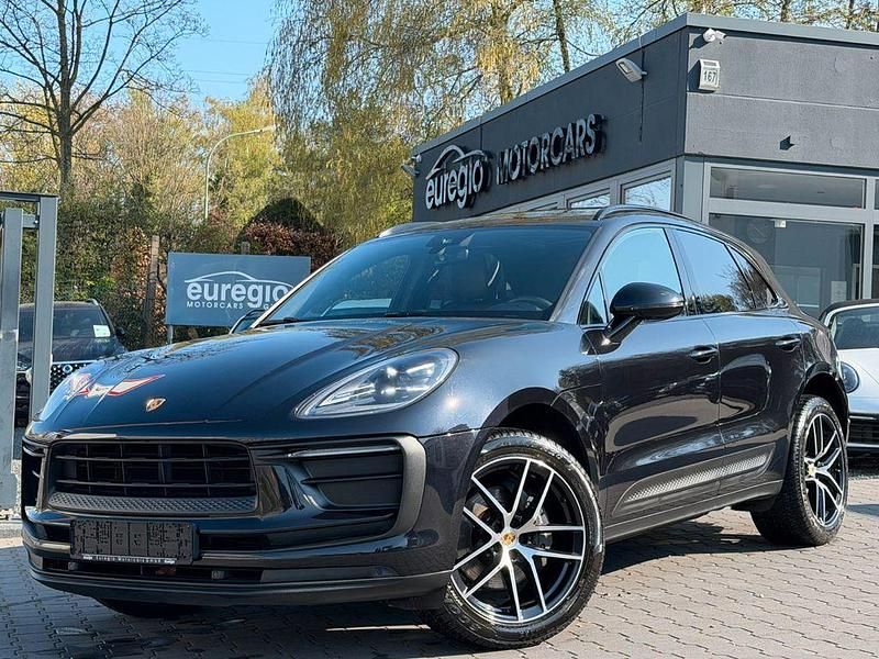 Gebraucht Porsche Macan 265 PS (194 kW) 2022 Schwarz SUV