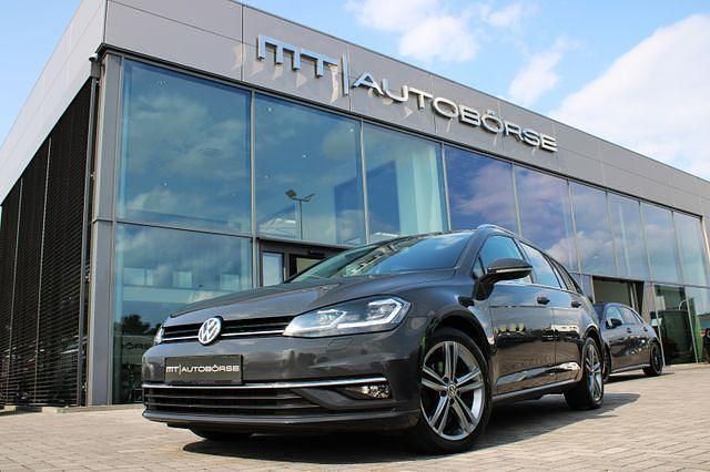 Grau Gebraucht 2019 VW Golf VII Sport Kombi | 16.900 € (Fairer Preis) - Bild 1/4
