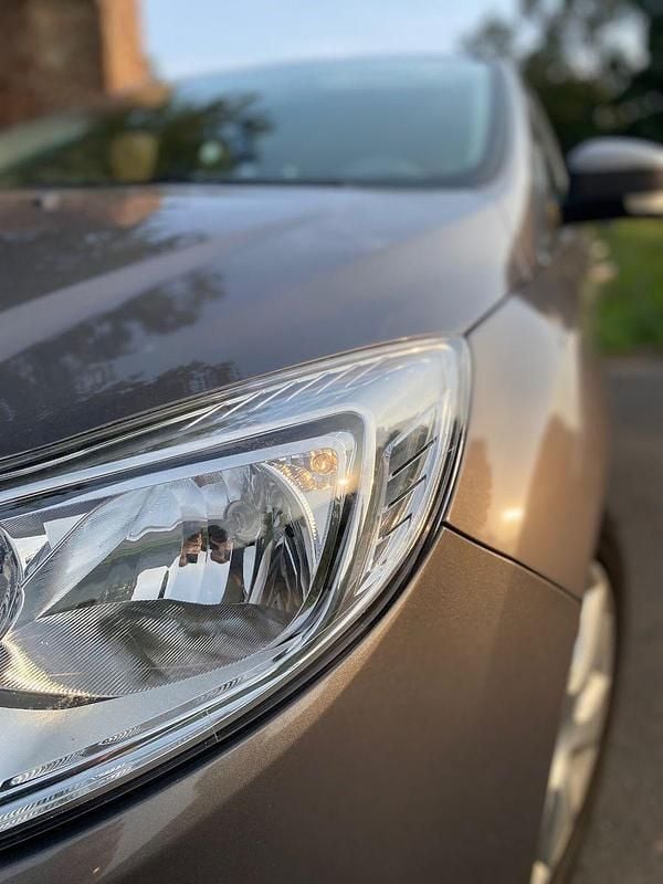 Gebraucht Ford Focus Trend 101 PS (74 kW) 2013 Braun Kombi